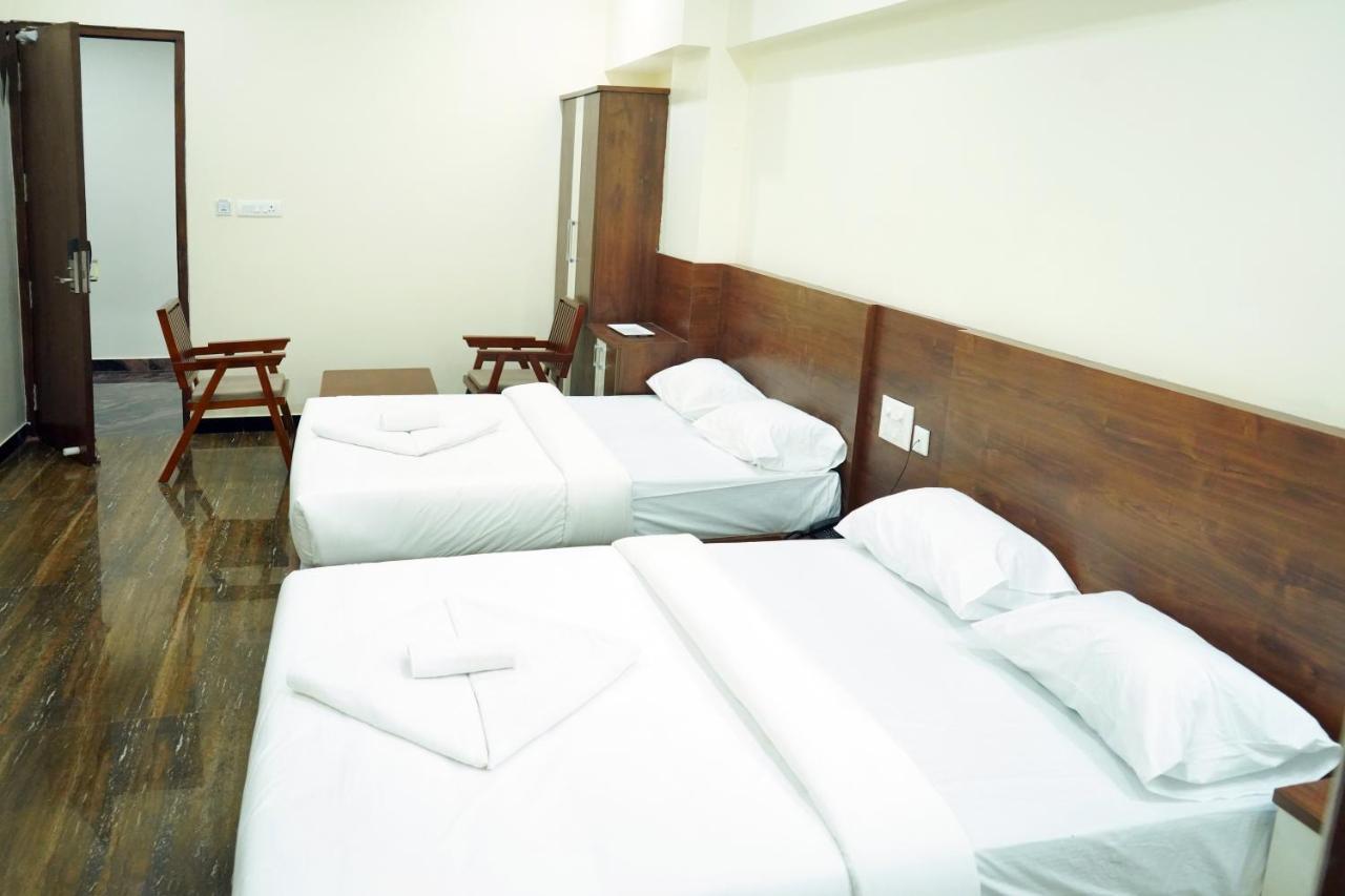 Hotel Nivetha Inn 哥印拜陀 外观 照片